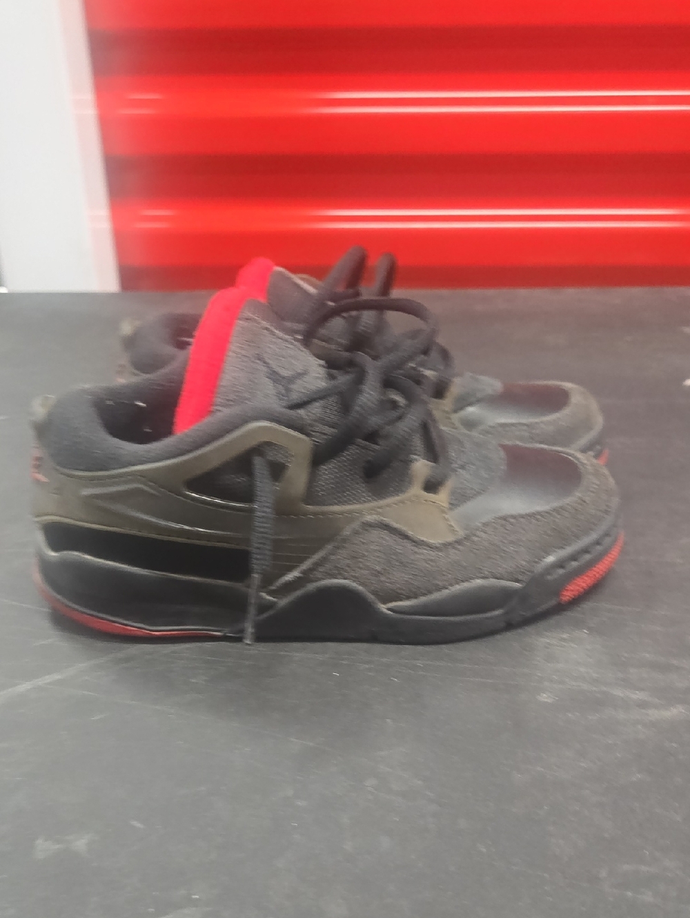 Kids Black and Red High-Top Athletic Sneakersbsize 12c ****